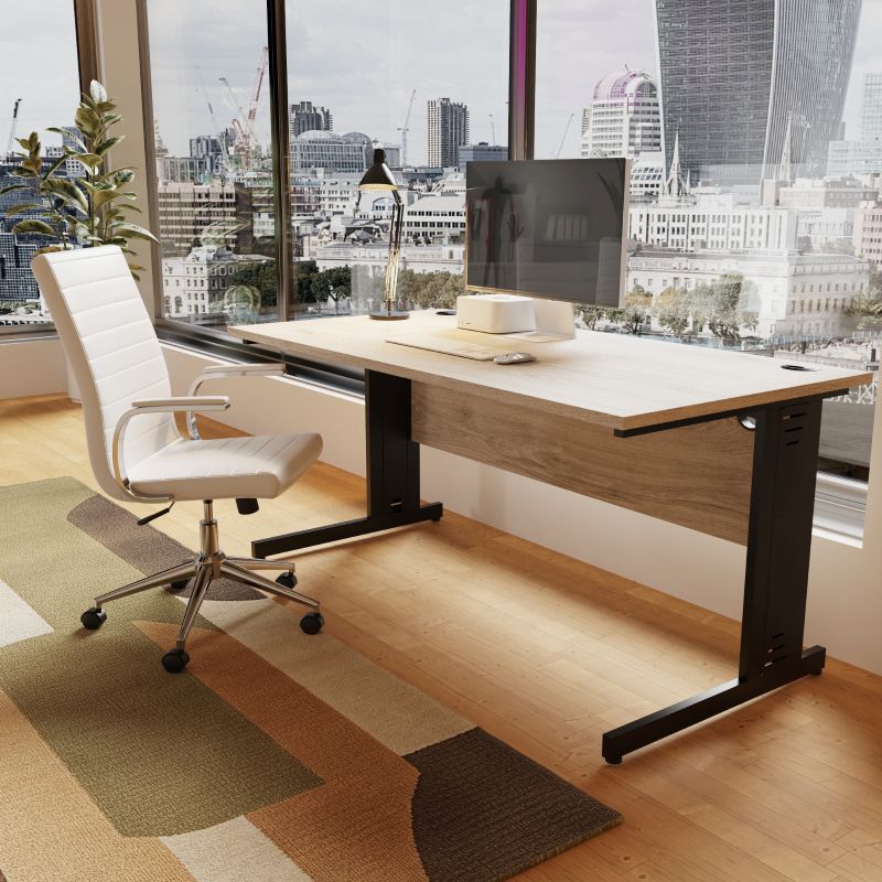 Ezra_With_Impulse_Cable_Managed_Desk